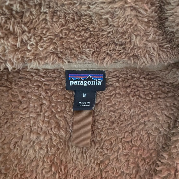 Patagonia Tan Fleece Jacket - Picture 2 of 2